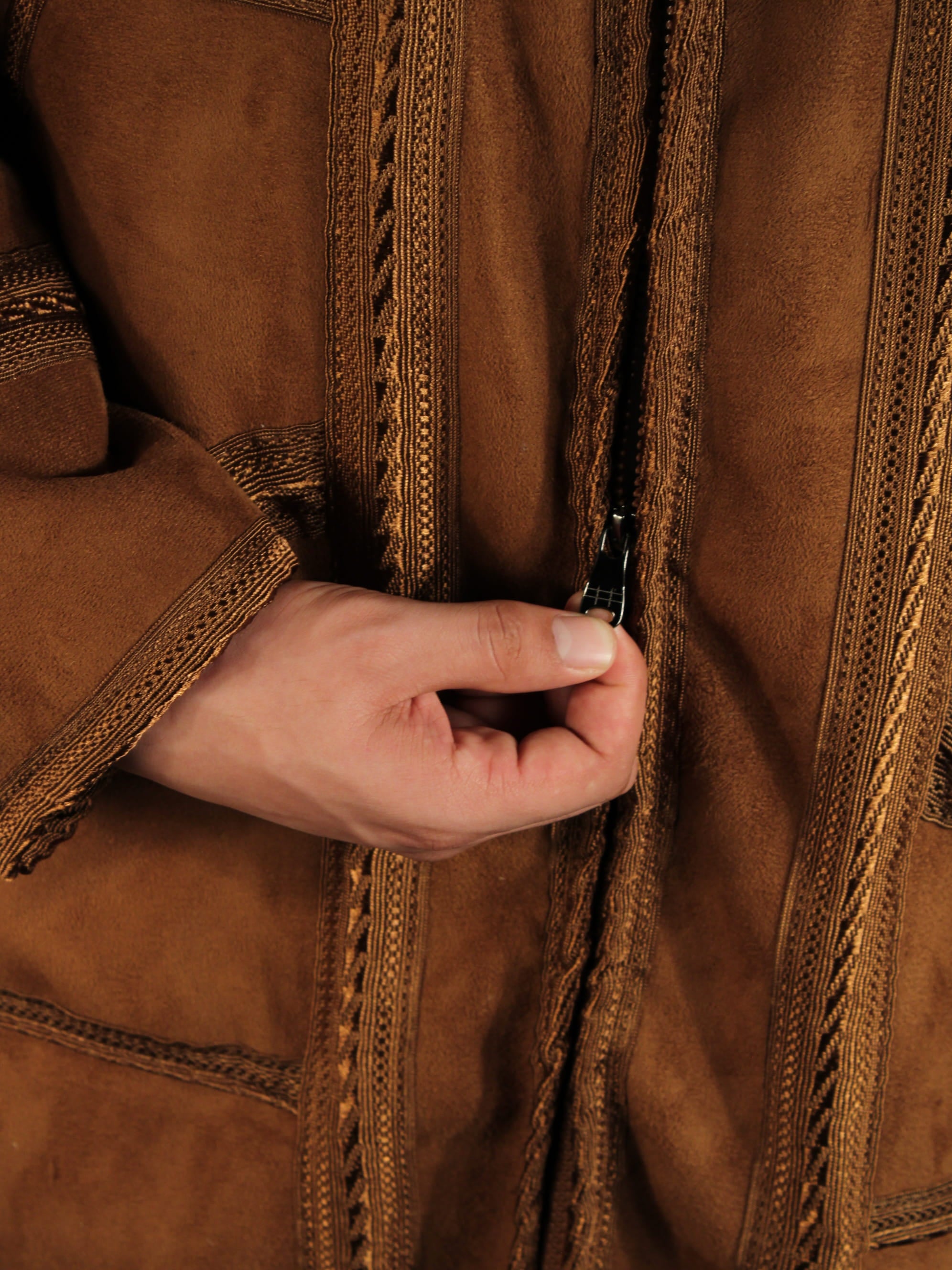 Premium Mantel in Braun